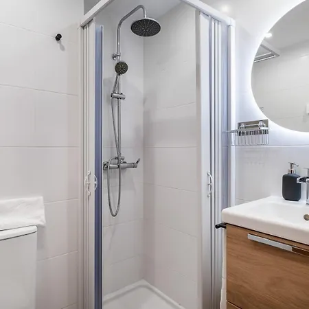 Boliches Ulises By Alfresco アパート フエンヒロラ