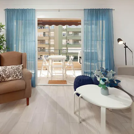 アパート Boliches Ulises By Alfresco フエンヒロラ