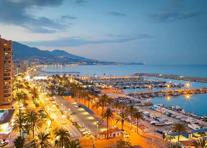 Boliches Ulises By Alfresco * フエンヒロラ